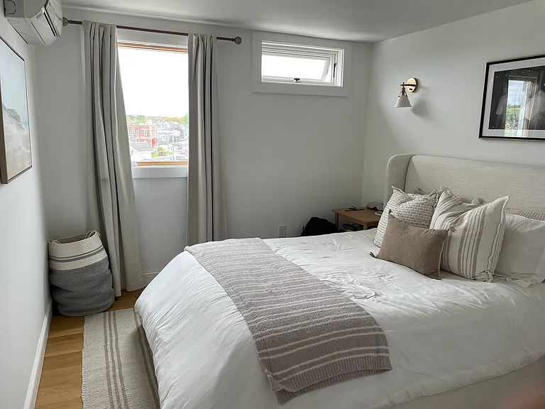 15 W River St #3C — Photo 9
