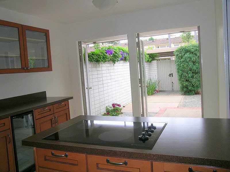 Kitchen w/French Doors to courtyard