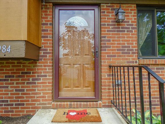 3rd image of 2984 Valleycreek Dr