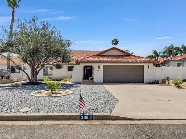 30010 Gulf Stream Dr, Canyon Lake, CA 92587