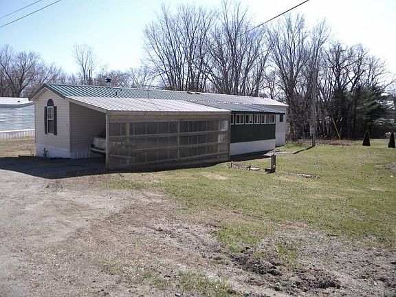 Carport & enclosed porch