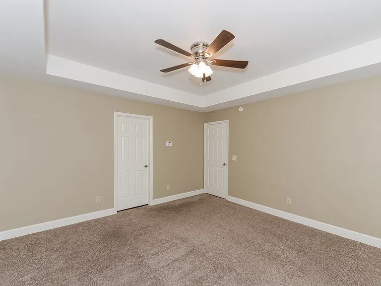1009 Nighthawk Ln — Photo 10