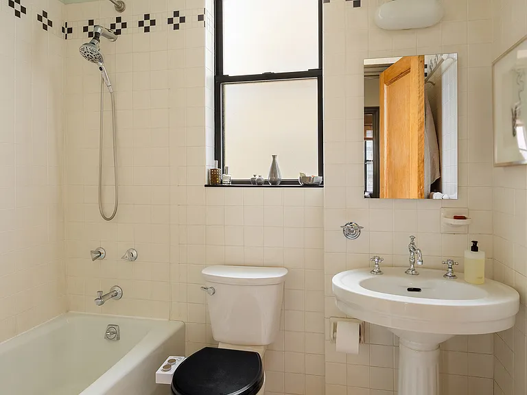 175 E 79th St #14A — Photo 12