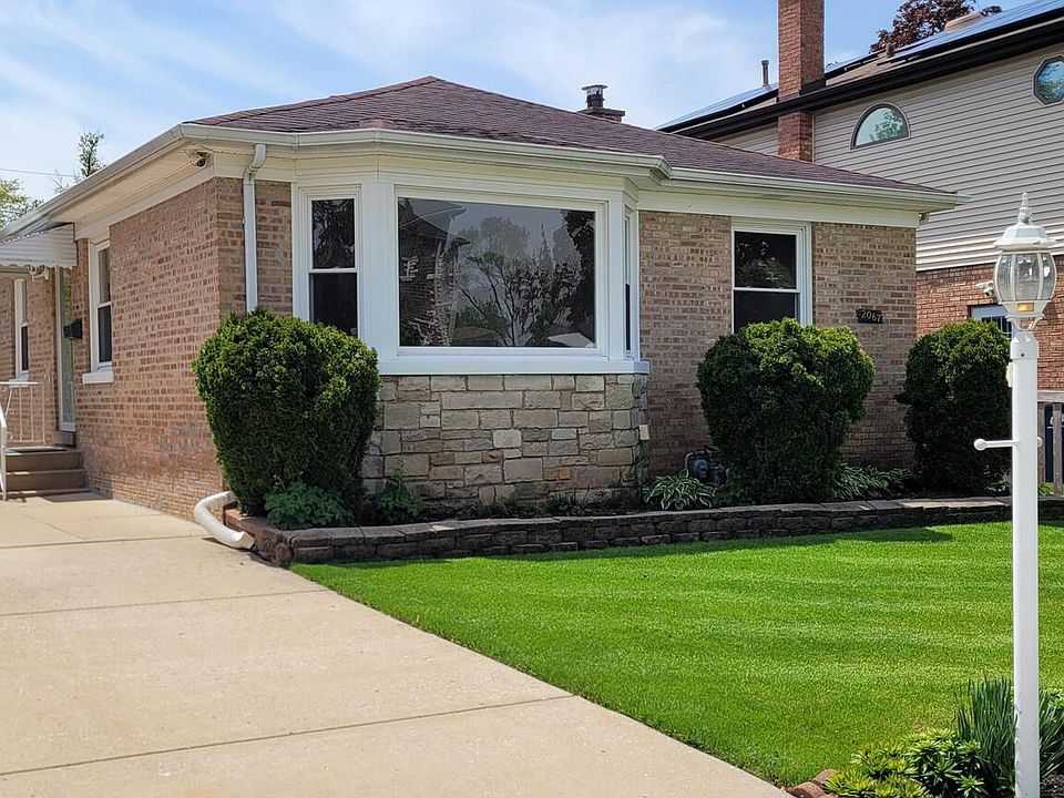 1st image of 2067 Sherwin Ave