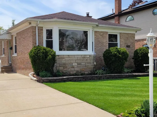 2067 Sherwin Ave, Des Plaines, IL 60018