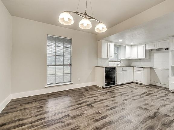 5th image of 730 Flamingo Way