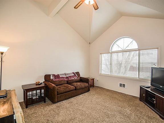 2nd image of 1225 Caysie Ln