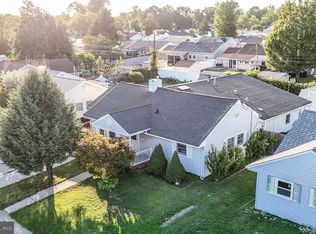 417 Chelsea Rd, Fairless Hills, PA 19030