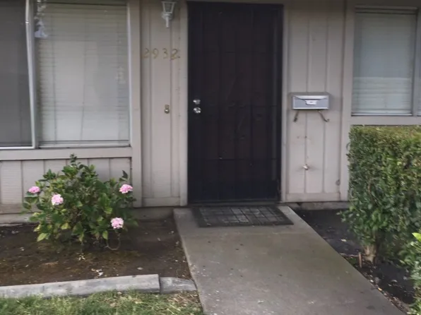 2932 Prentiss Ct, Stockton, CA 95207
