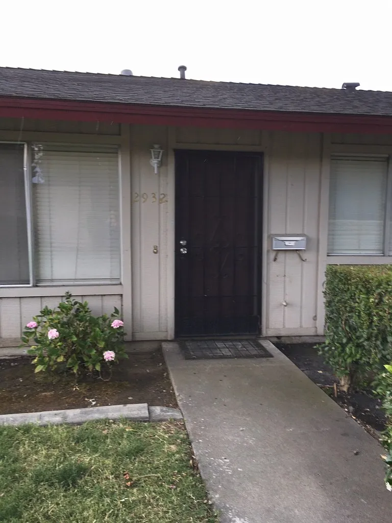 2932 Prentiss Ct photo 1