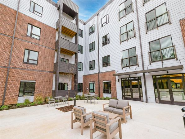 6404 Paseo Blvd #424