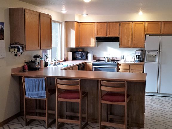 Spacious Open Kitchen