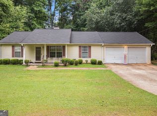 6390 Amber Dr, Douglasville, GA 30135