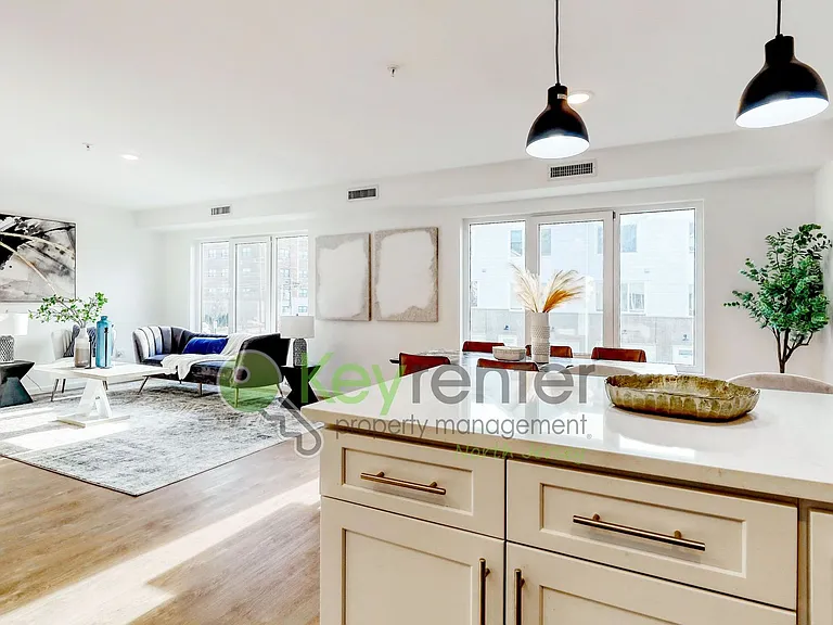 176 Pennington Ave #9 — Photo 7