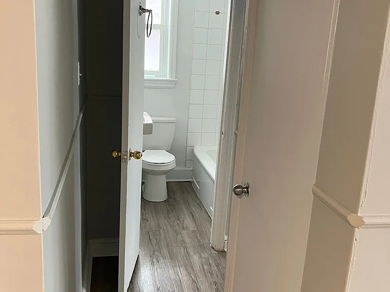 401 Tillbury Ave — Photo 6