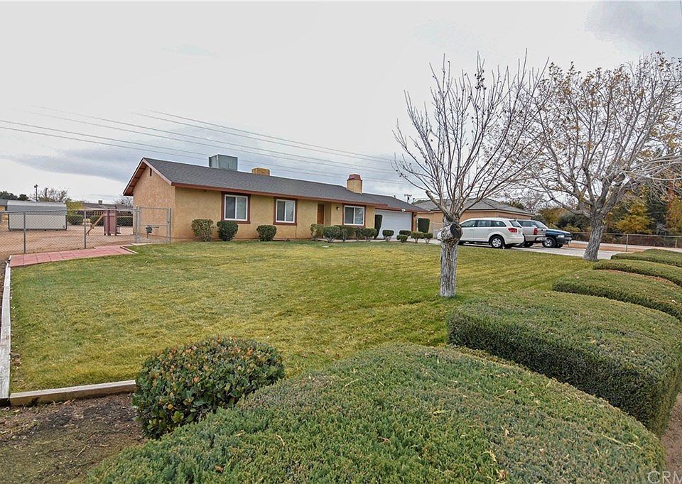 1st image of 15531 Lindero St