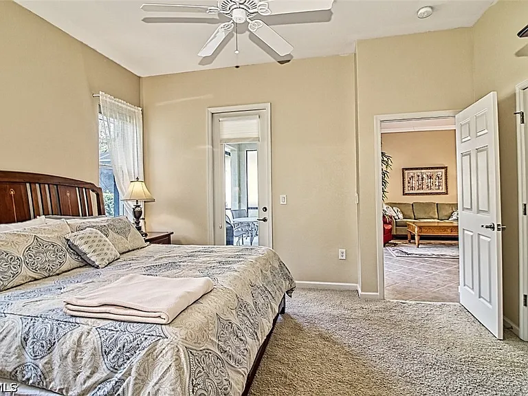 3460 Lakeview Isle Ct — Photo 26