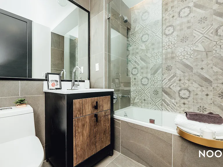 1270 New York Ave #4D — Photo 12