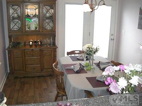 4th image of 4264 Aurora Cir #22