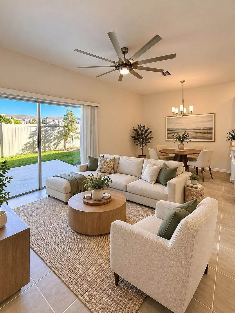 Stunning 3-Bedroom Townhome with Garage & Community Pool in Wesley Chapel! — Photo 4