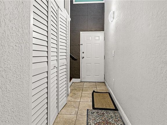 4th image of 5045 Sunridge Palms Dr