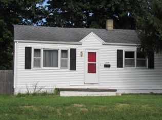 629 S Wyckles Rd, Decatur, IL 62522