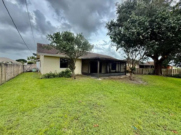 633 SW Gailbreath Avenue, Port St Lucie, FL 34953