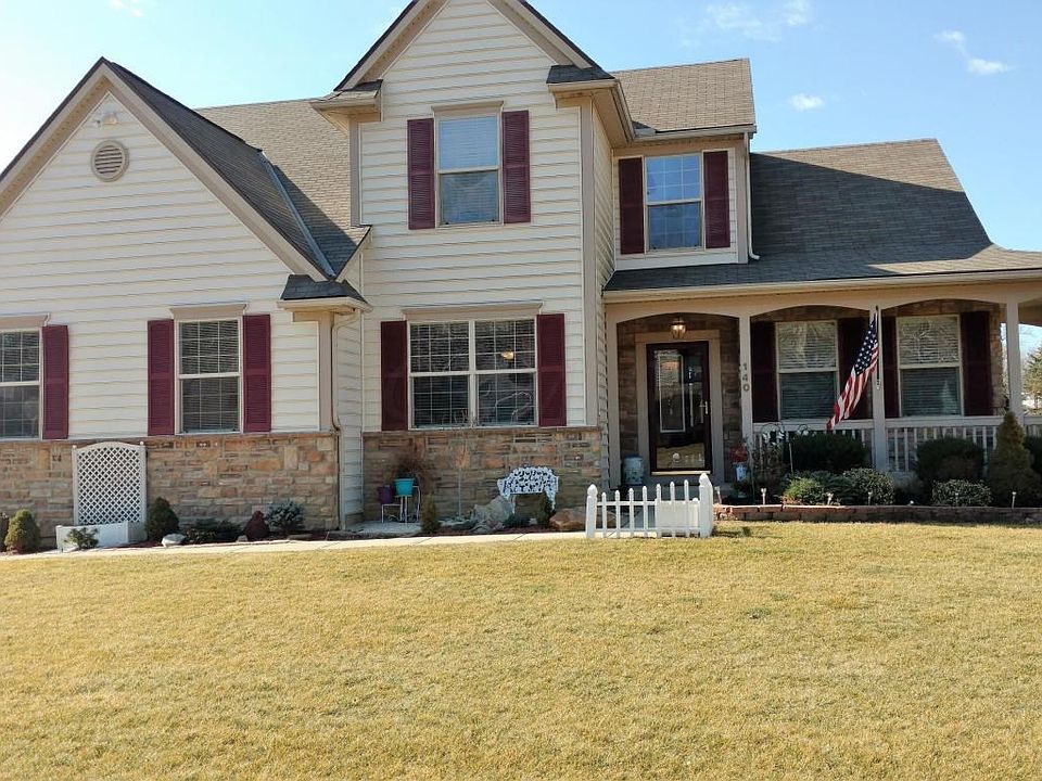 1st image of 140 Zackary Dr