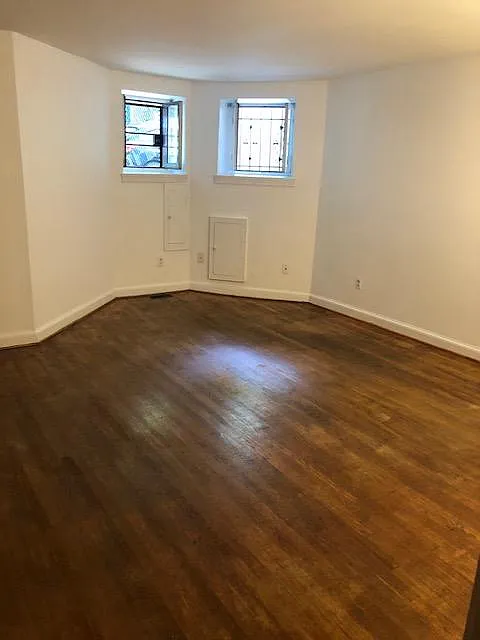 2 bed, 1000 sqft, $3,425 — Photo 4