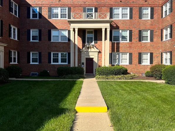2109 Fort Davis St SE APT 101, Washington, DC 20020