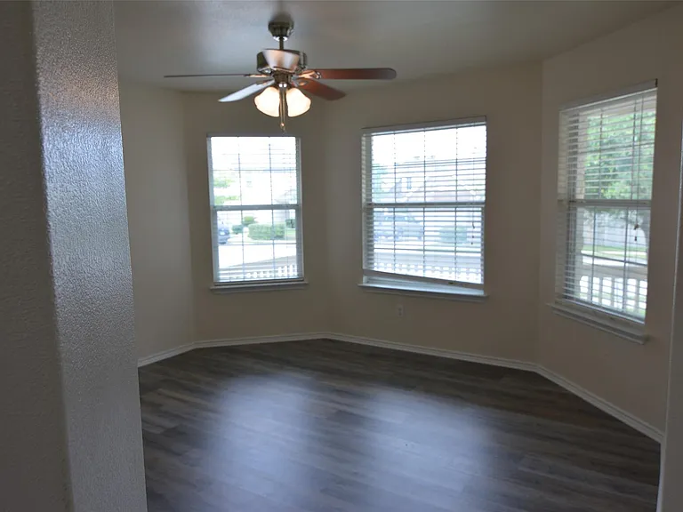 1303 Horseshoe Ranch Dr — Photo 18