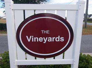 2370 Vineyard Dr #KK5, Winterville, NC 28590