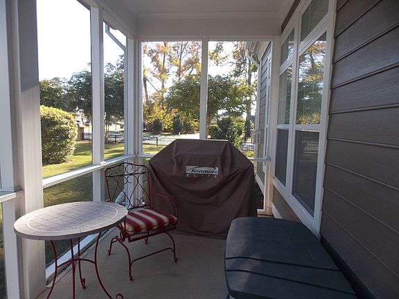 screened porch