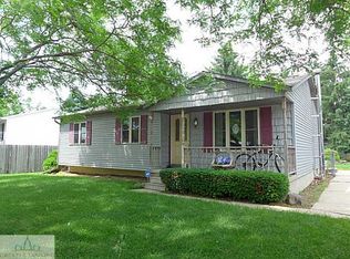 337 Oakwood Ln, Perry, MI 48872
