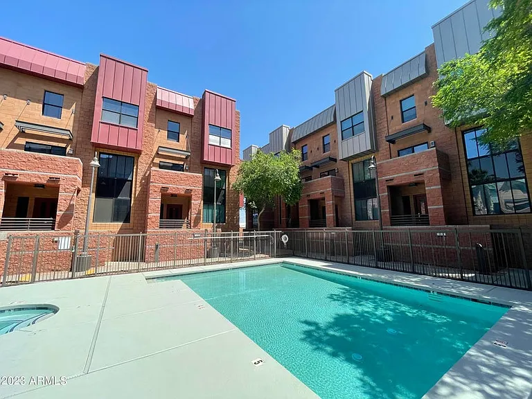 330 S Farmer Ave #126 — Photo 36