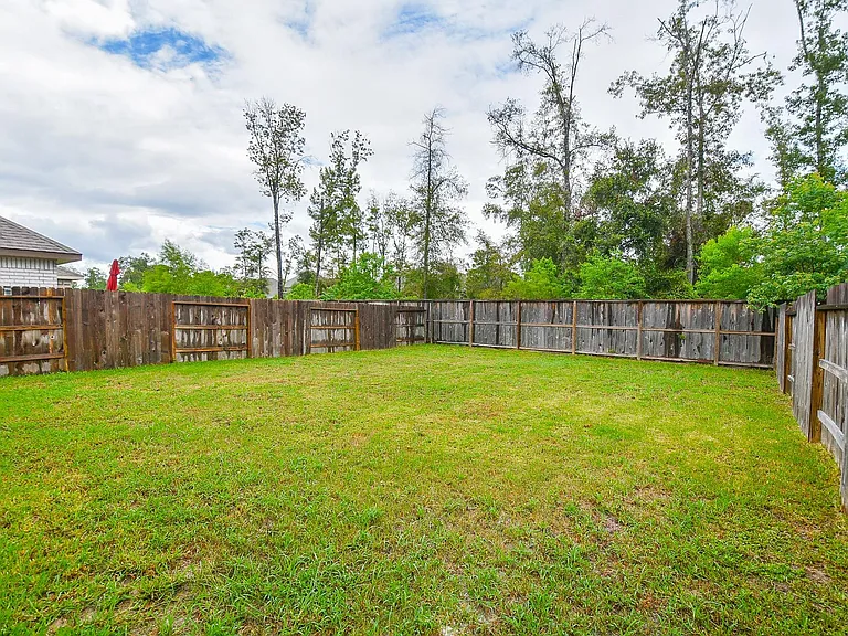 22707 Bolanzo Ln — Photo 26