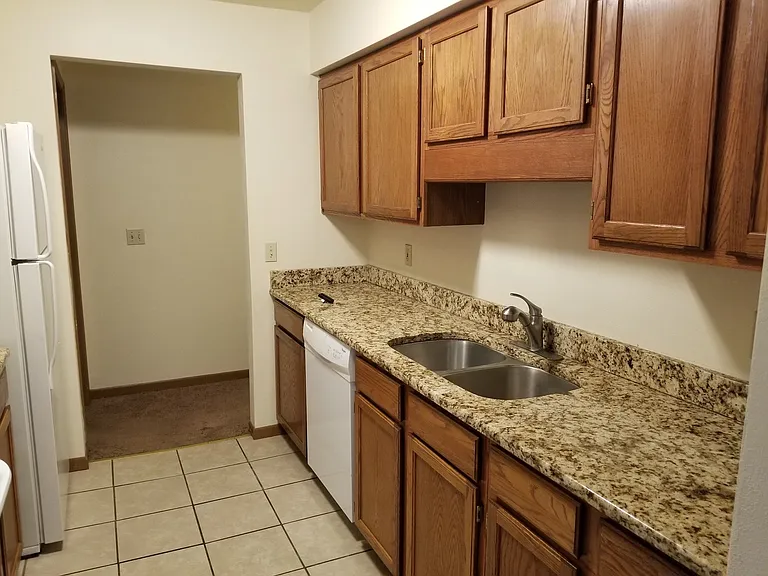 6315 Garrett Ln — Photo 16