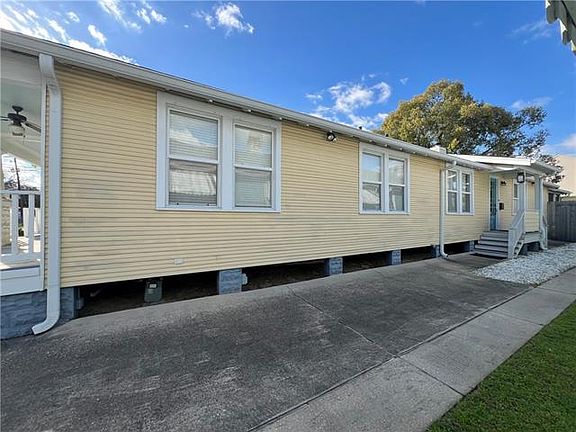 2nd image of 725 Louque Pl