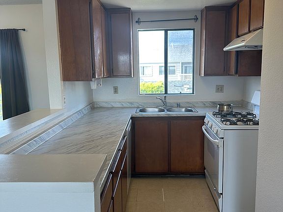 3rd image of 21513 Juan Ave APT 1