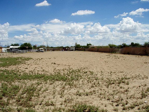 3rd image of 11892 S Camino San Matias