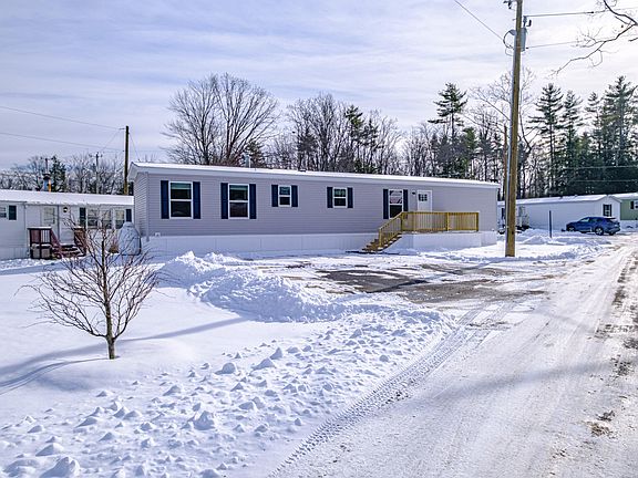 2nd image of 7 Cedarwood Drive