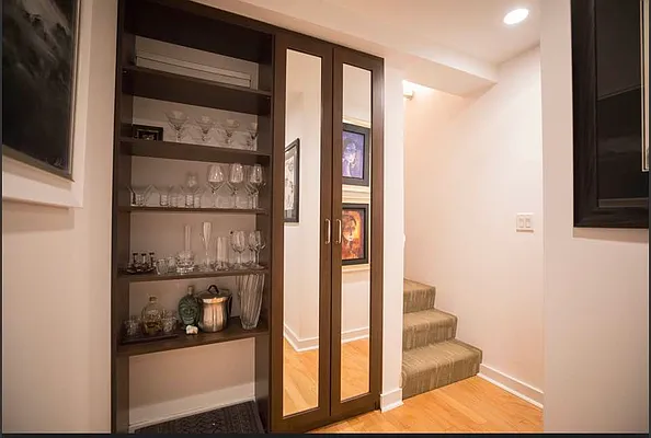 Sold by Nest Seekers International | media 5