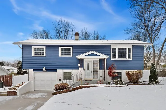 1660 Highland Blvd photo 1