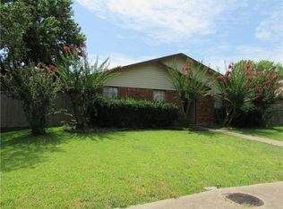9106 Willowbrook Dr, Rowlett, TX 75088