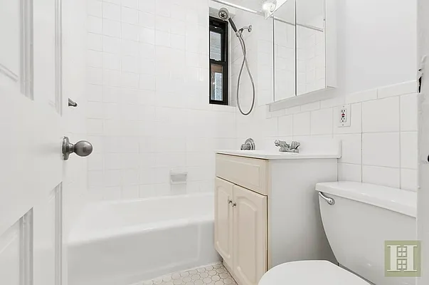 Rented by Halstead Real Estate | media 14