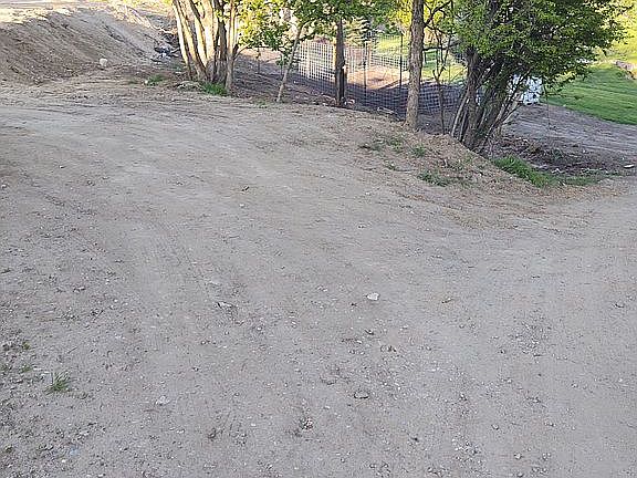 5th image of 1133 S Mountain Rd