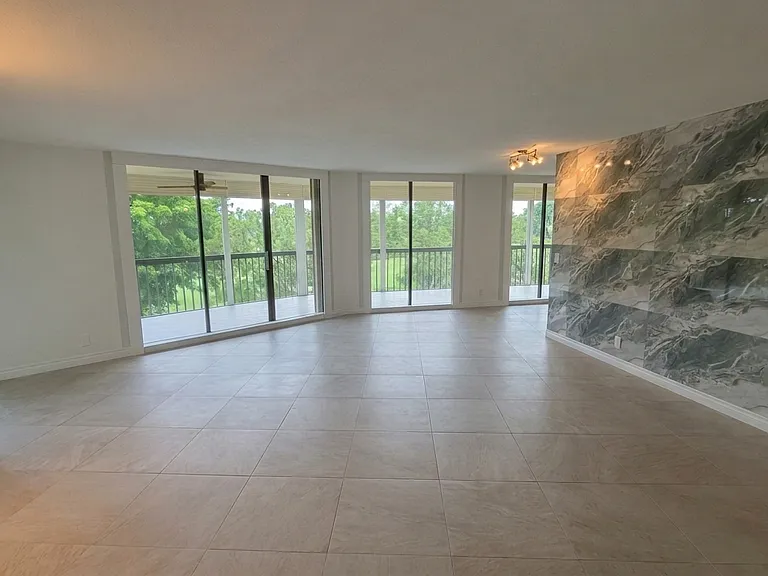 5279 Fountains Dr S #404 — Photo 6