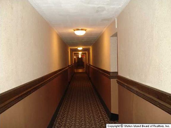 4th image of 145 Lincoln Ave APT 6K
