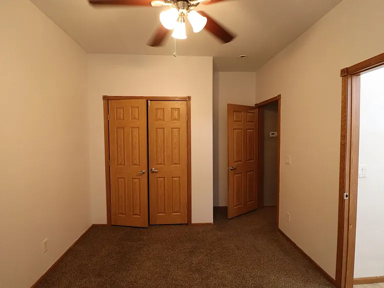 2116 Thompson Dr — Photo 28