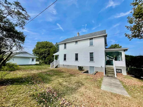 67 Gibson Ave, Masontown, WV 26542